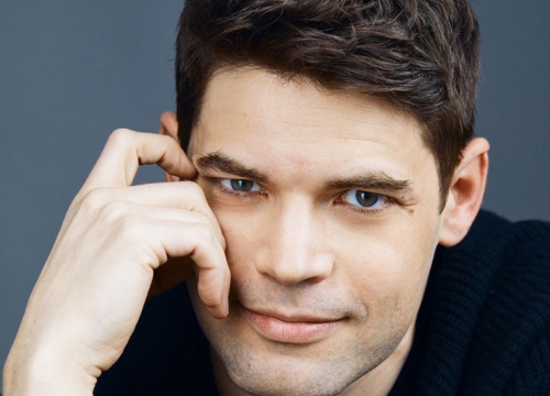 Jeremy Jordan in Concert